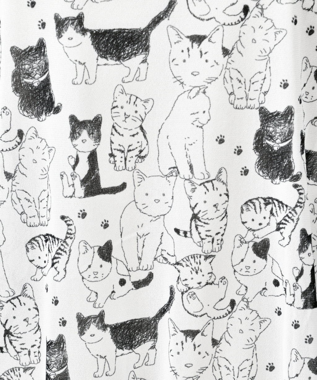 クニオコレクション（KUNIO COLLECTION）のチュールジャケット（ネコ）。白地に遊び心あふれる可愛い猫柄の線画を施した、爽やかなシア素材のライトアウター。UV対策や冷房対策、旅行のお出かけに最適な大人のシャツジャケット。